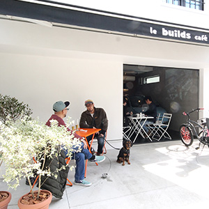 dog cafe